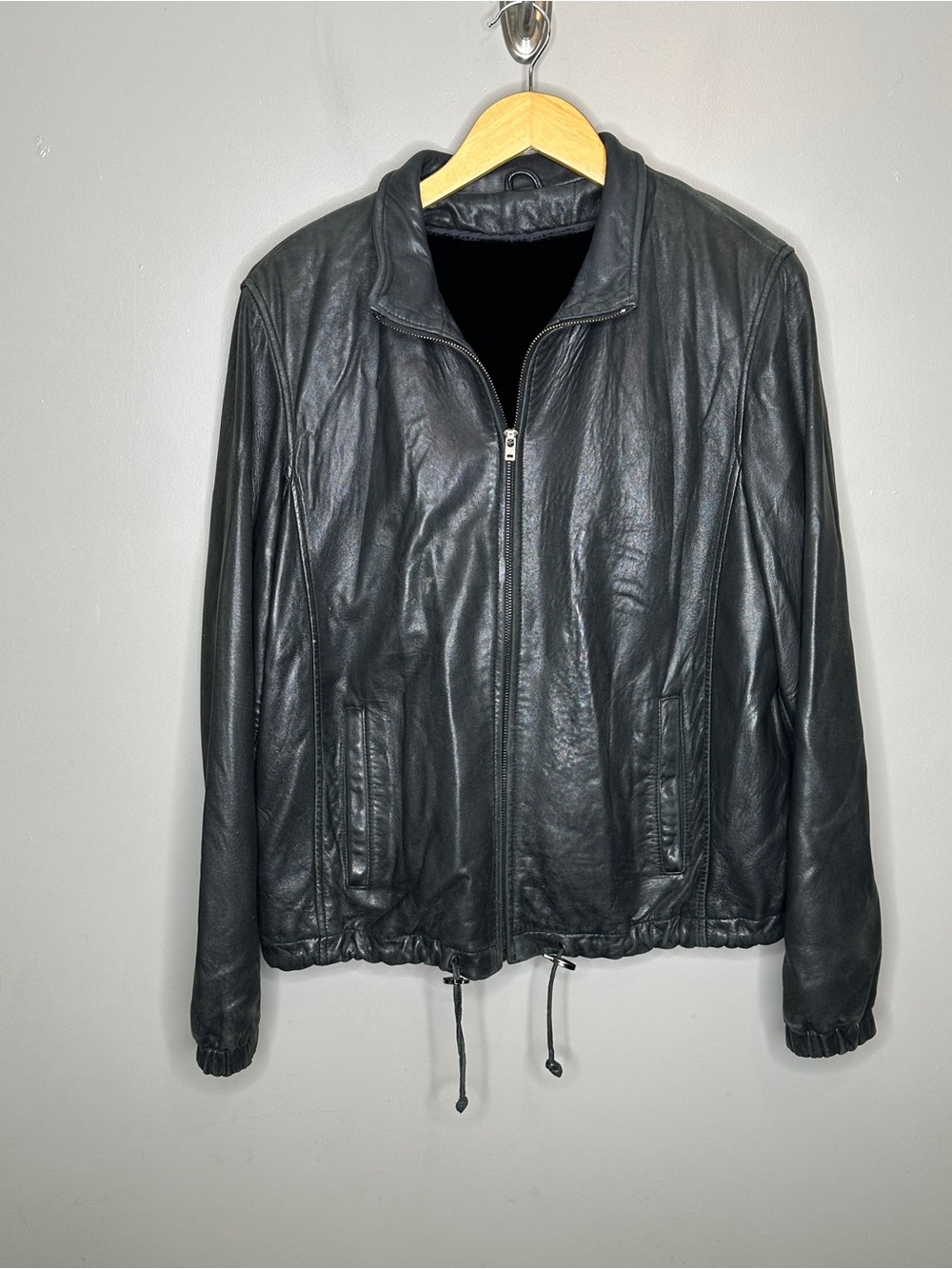 Vintage New York by Winlit Women’s Black Leather Jacket with removable liner